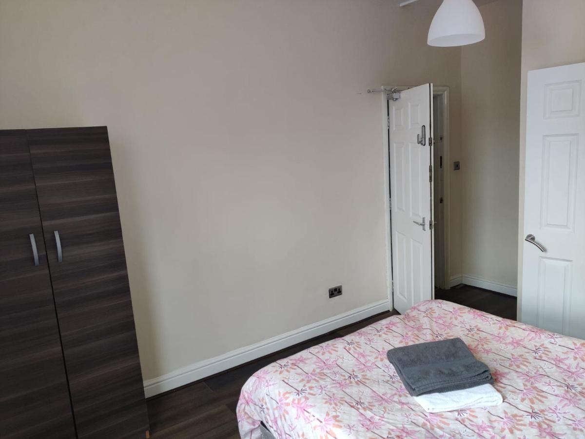 Nice And Pleasant Thornton Heath 외부 사진
