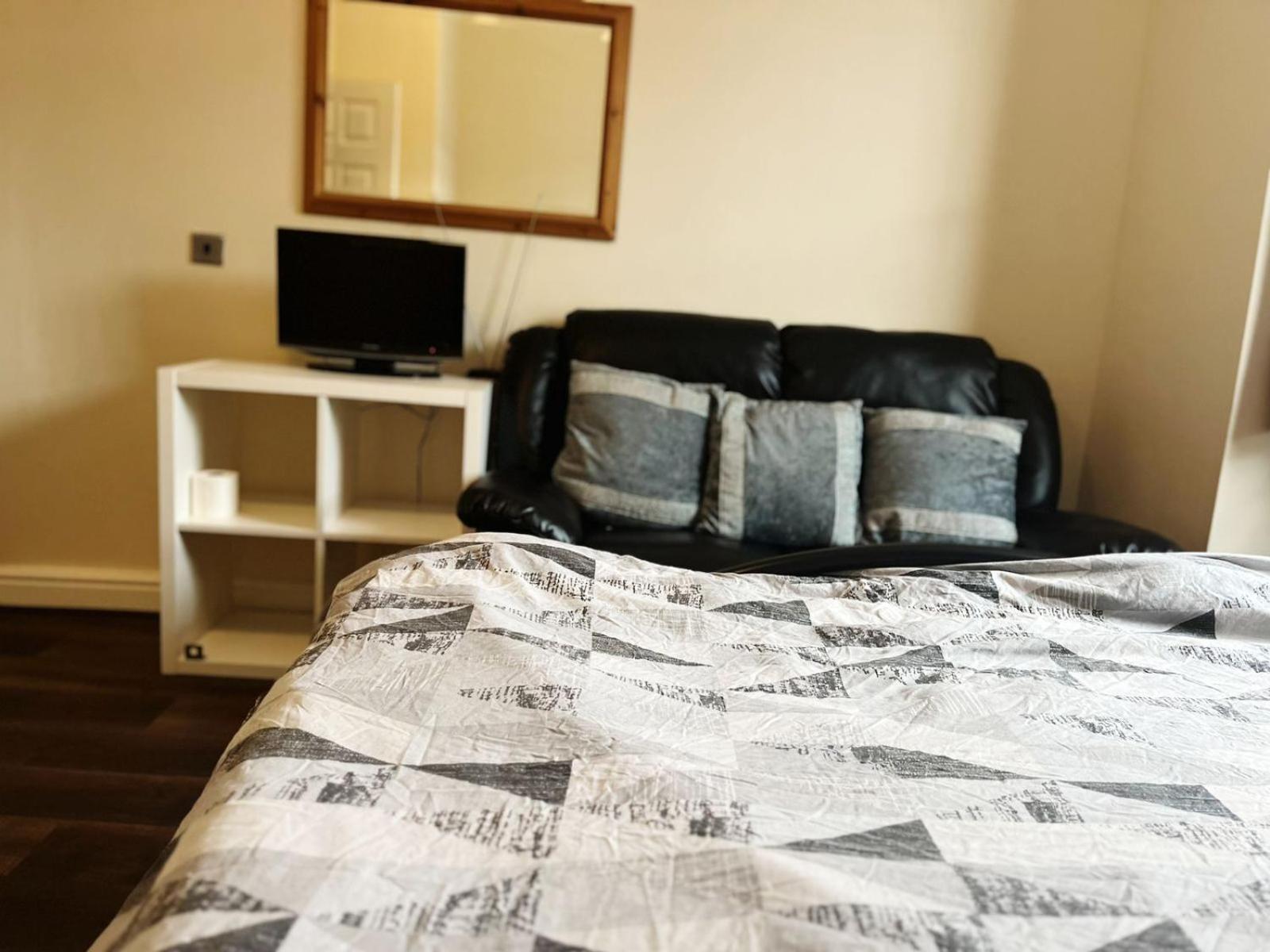 Nice And Pleasant Thornton Heath 외부 사진