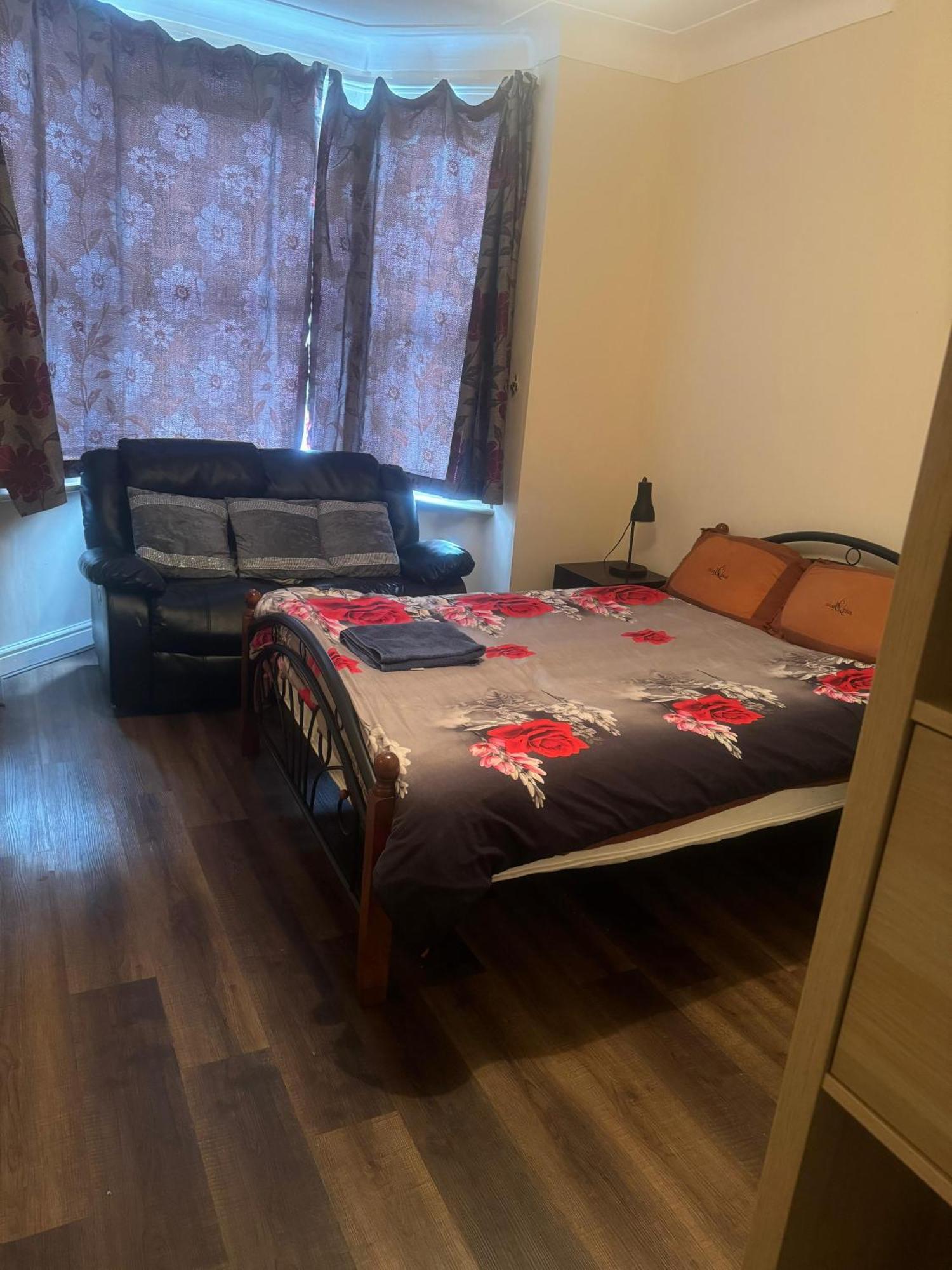Nice And Pleasant Thornton Heath 외부 사진